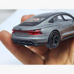 ماشین بازی ولی مدل فلزی عقبکش آئودی Audi RS