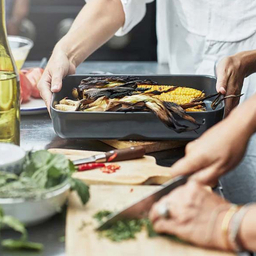 ظرف سرو مرغ و استیک ایکیا کد 444 مجموعه 2 عددی