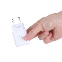 شارژر دیواری یوسمز مدل T21OCLN به همراه کابل Lightning