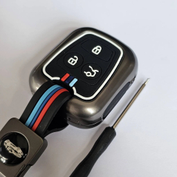 قاب ریموت و جاسوئیچی خودرو چیکال مدل P-626 مناسب ساینا