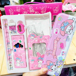 بسته لوازم تحریر مدل ملودی عروسکی کد 131 مجموعه 17 عددی