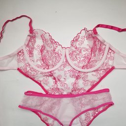 لباس خواب زنانه برتا مدل توری زنانه 2300OZM